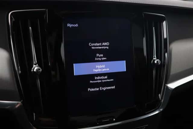 Volvo V90 (2020) thumbnail 35