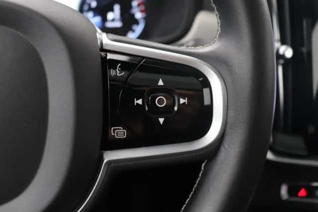 Volvo V90 (2020) thumbnail 41