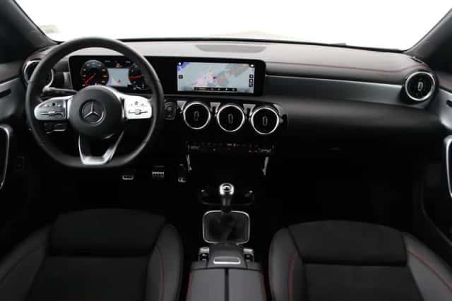 Mercedes-Benz CLA-Klasse (2020) thumbnail 4