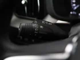 Volvo XC60 (2020) thumbnail 38