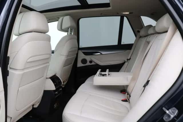 BMW X5 (2015) thumbnail 47