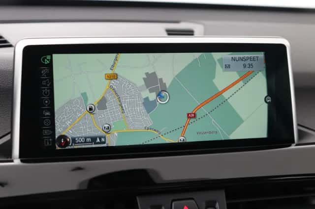 BMW X1 (2016) thumbnail 13