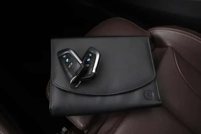 BMW X1 (2016) thumbnail 18