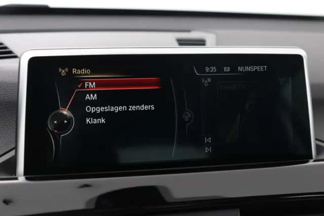 BMW X1 (2016) thumbnail 22