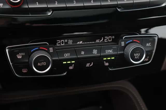 BMW X1 (2016) thumbnail 31