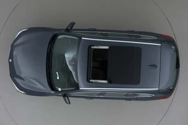 BMW X1 (2016) thumbnail 54