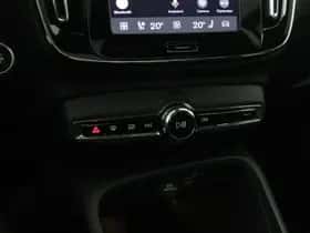 Volvo XC40 (2026) thumbnail 32