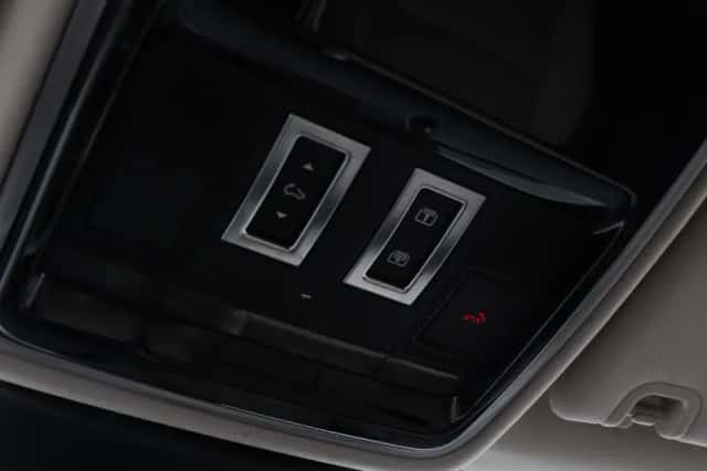 Land Rover Range Rover Sport (2022) thumbnail 30