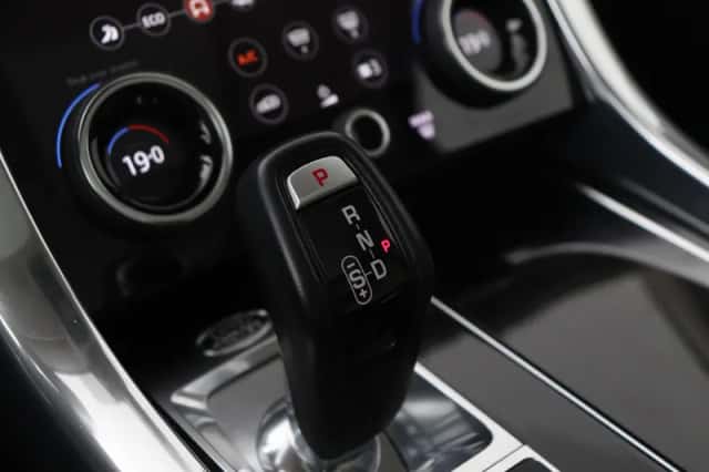 Land Rover Range Rover Sport (2022) thumbnail 32