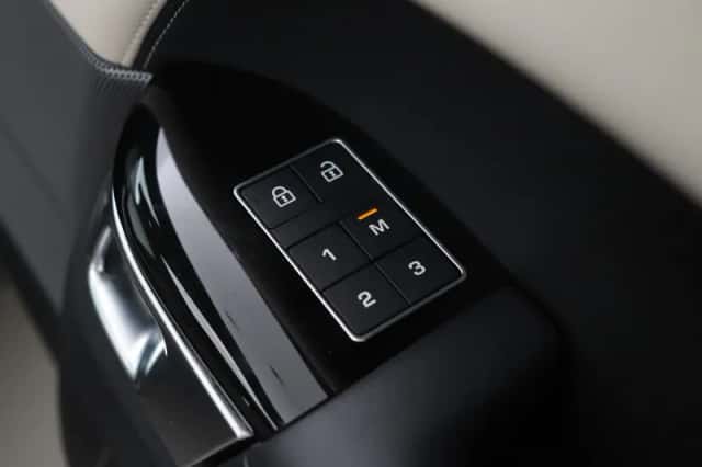 Land Rover Range Rover Sport (2022) thumbnail 43