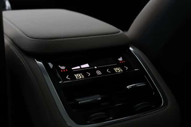 Volvo XC90 (2026) thumbnail 54