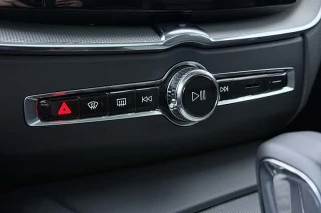 Volvo XC60 (2024) thumbnail 33