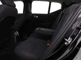 Volvo XC40 (2021) thumbnail 37