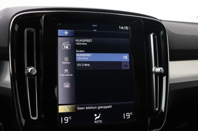 Volvo XC40 (2021) thumbnail 22