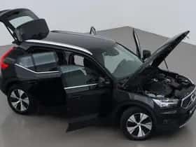 Volvo XC40 (2021) thumbnail 6