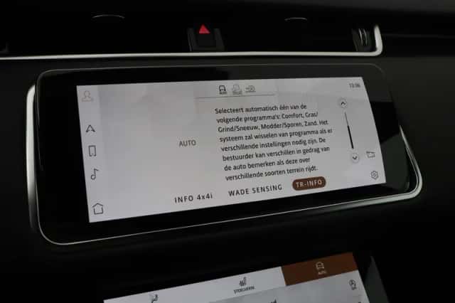 Land Rover Range Rover Evoque (2022) thumbnail 28