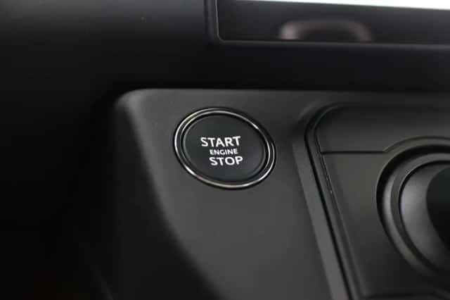 Land Rover Defender (2026) thumbnail 34