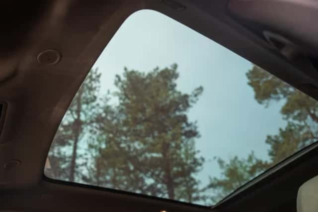 Land Rover Discovery Sport (2019) thumbnail 11