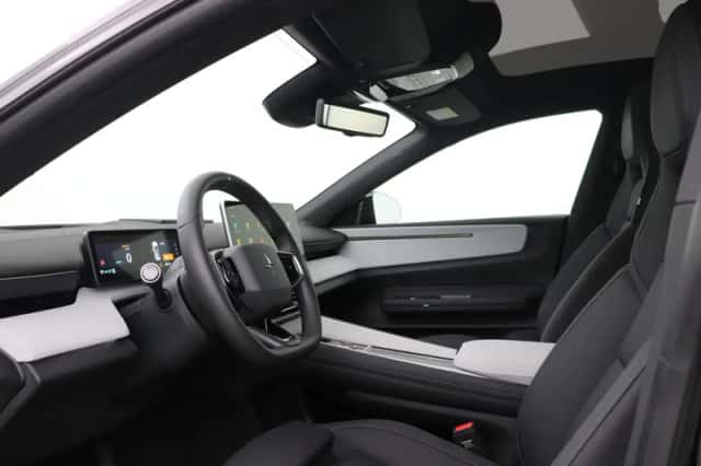 Polestar 4 (2025) thumbnail 3