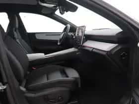 Polestar 4 (2025) thumbnail 5