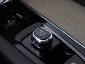 Volvo XC60 thumbnail 40