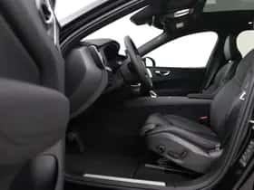 Volvo XC60 thumbnail 3