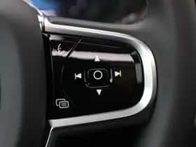 Volvo XC60 thumbnail 37