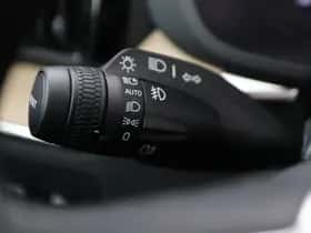 Volvo XC60 thumbnail 38