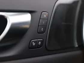 Volvo XC60 thumbnail 40