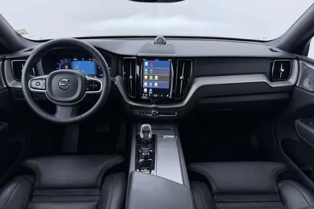 Volvo XC60 (2024) thumbnail 4