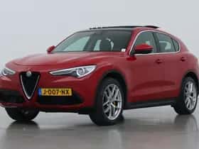 Alfa Romeo Stelvio (2019) thumbnail 8