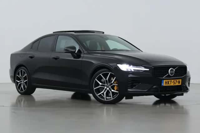 Volvo S60 (2025) thumbnail 1