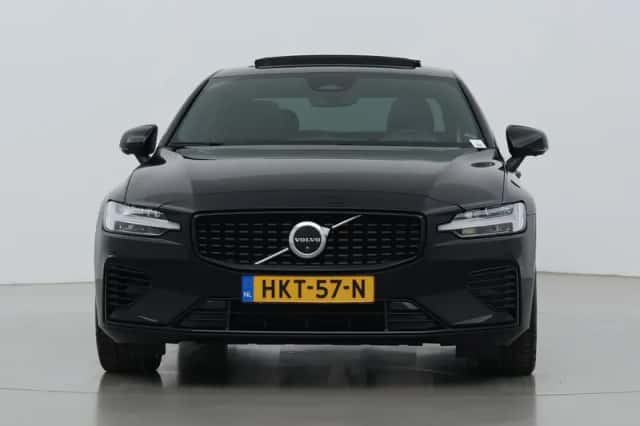 Volvo S60 (2025) thumbnail 16