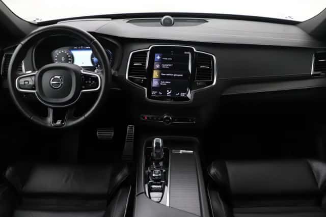 Volvo XC90 (2018) thumbnail 4
