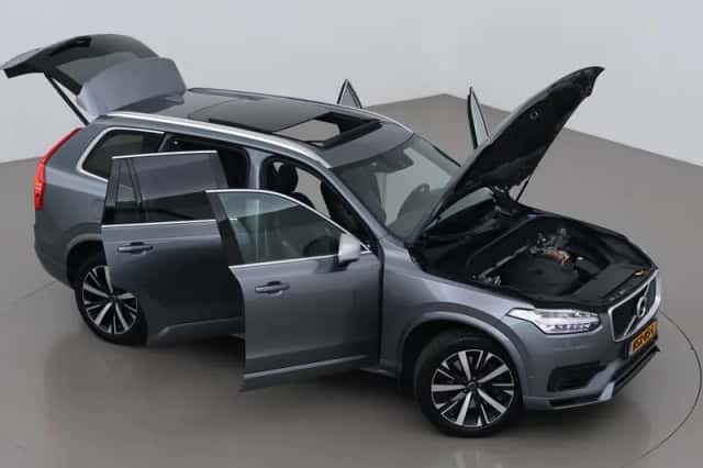 Volvo XC90 (2018) thumbnail 6
