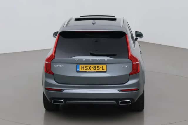 Volvo XC90 (2018) thumbnail 9