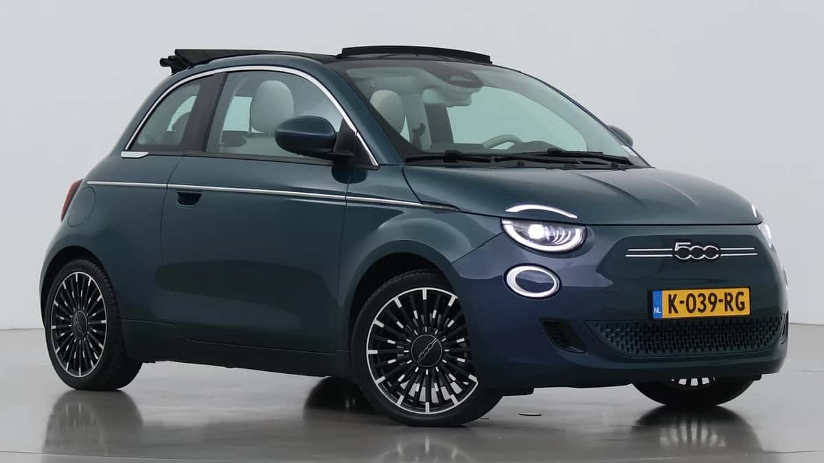Fiat 500C (2021) — foto 1