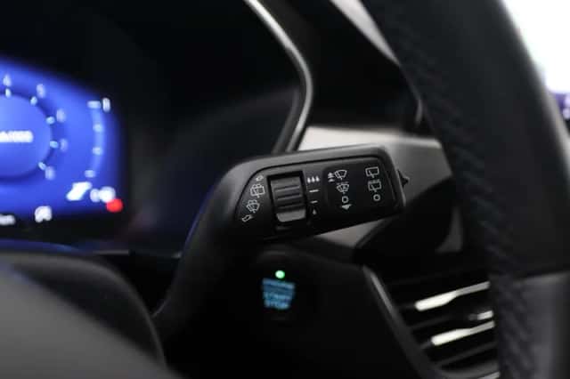 Ford Kuga (2021) thumbnail 30
