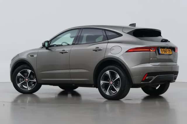 Jaguar E-Pace (2024) thumbnail 2