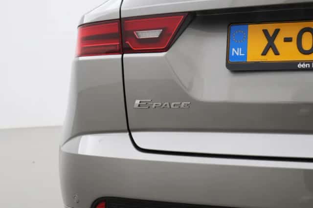 Jaguar E-Pace (2024) thumbnail 55
