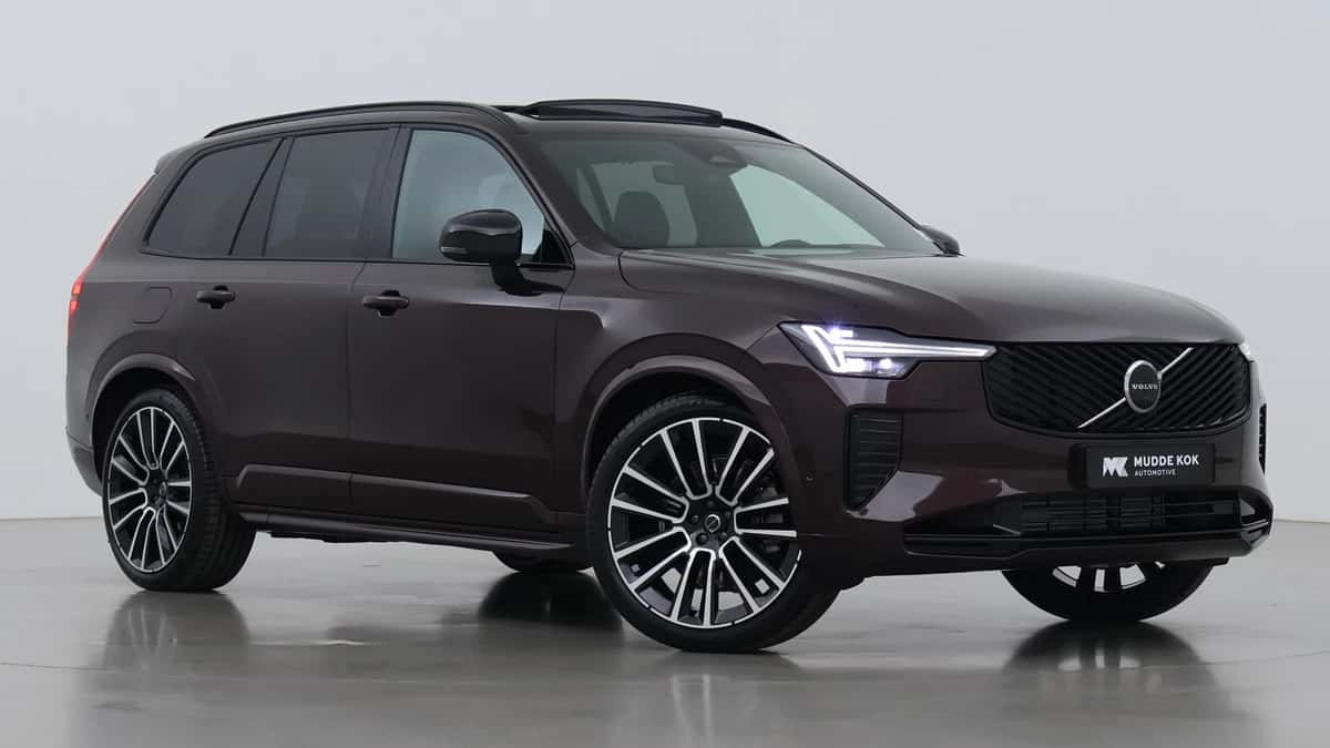 Volvo XC90 (2026) — foto 1