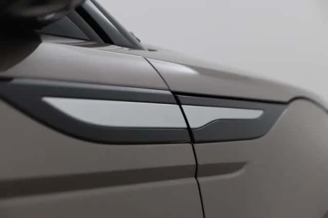 Land Rover Range Rover Evoque (2021) thumbnail 38