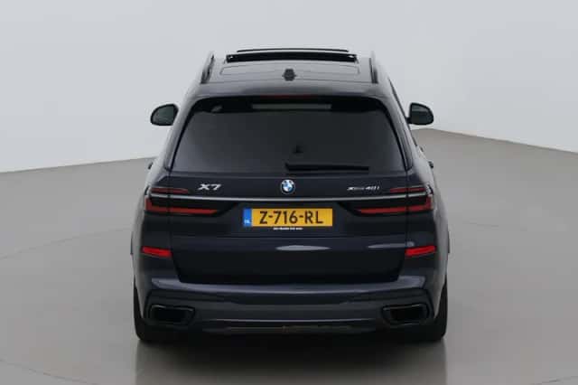 BMW X7 (2024) thumbnail 9
