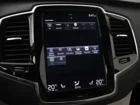 Volvo XC90 (2021) thumbnail 25