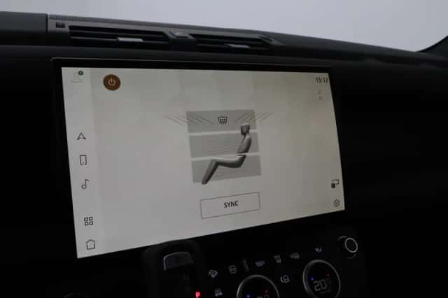 Land Rover Defender (2026) thumbnail 28