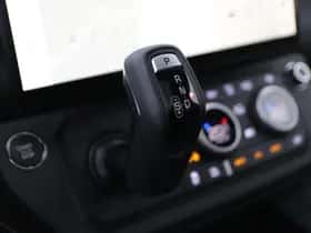 Land Rover Defender (2026) thumbnail 33