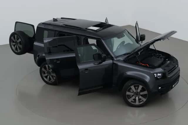 Land Rover Defender (2026) thumbnail 6
