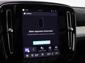 Volvo XC40 (2025) thumbnail 25