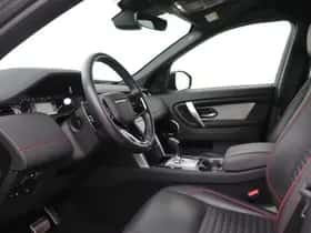 Land Rover Discovery Sport (2023) thumbnail 3