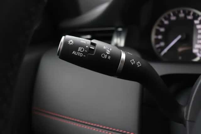 Land Rover Discovery Sport (2023) thumbnail 46